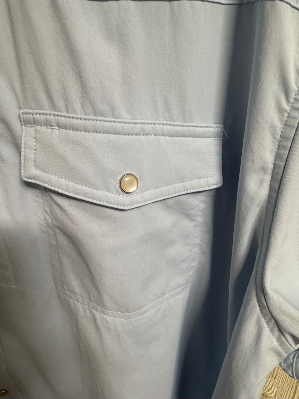 Poncho Light Blue Short-Sleeve Button-Down Shirt - Picture 4 of 6